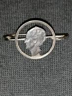 Stil verzet wo2 dubbeltje broche uitgesneden, Ophalen of Verzenden, Nederland, Embleem of Badge