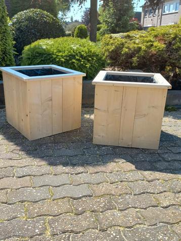diverse plantenbakken steigerhout   beschikbaar voor biedingen