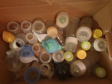 Gratis gebruikte babyflessen beschikbaar voor biedingen
