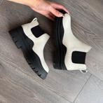 Off-white chunky leren platform laarzen maat 39, Wit, Lage of Enkellaarzen, Ophalen of Verzenden, Zo goed als nieuw