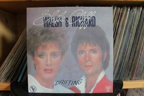 7" Single Sheila Walsh & Cliff Richard - Drifting / Sheila W, Cd's en Dvd's, Vinyl Singles, Gebruikt, Single, Pop, 7 inch, Verzenden