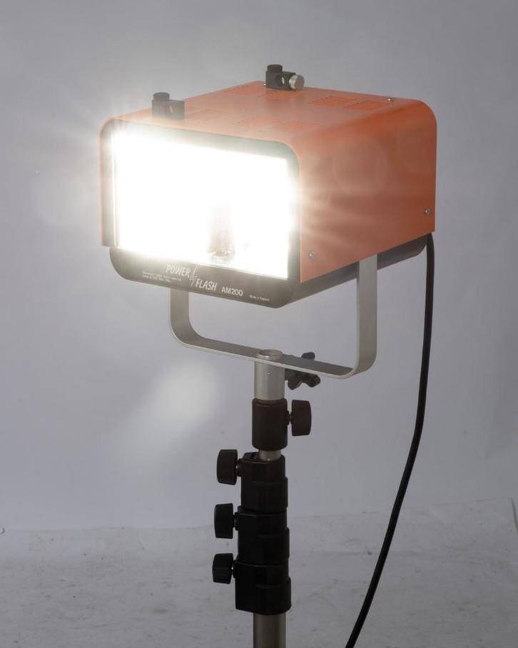 Studio Flash AM200, Audio, Tv en Foto, Fotografie | Fotostudio en Toebehoren, Zo goed als nieuw, Lamp of Flitsset, Ophalen of Verzenden