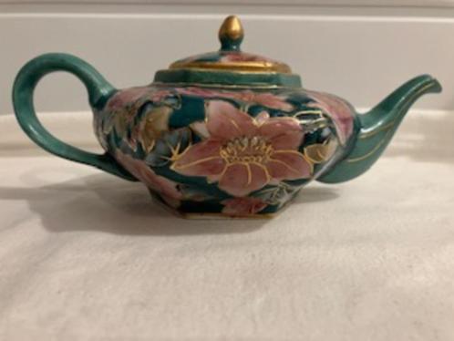 Vintage theepotje - Oosters - kleurrijk gedecoreerd met goud, Antiek en Kunst, Curiosa en Brocante, Verzenden