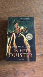 Cody Mcfadyen - In het duister, Ophalen of Verzenden, Zo goed als nieuw, Nederland, Cody Mcfadyen