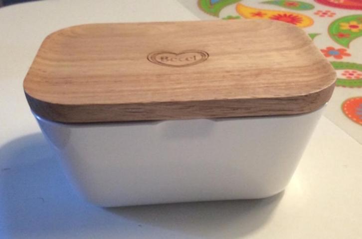 2 NIEUWSTAAT botervloot van BECEL boter schaaltje - vlootje, Huis en Inrichting, Keuken | Servies, Zo goed als nieuw, Overige typen
