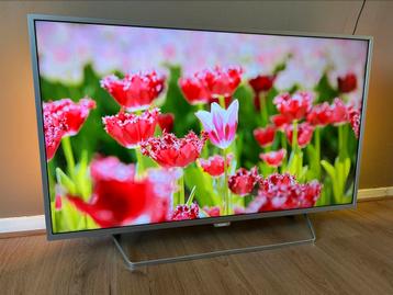 Philips Smart TV 43 inch Ambilight 4K HDR beschikbaar voor biedingen