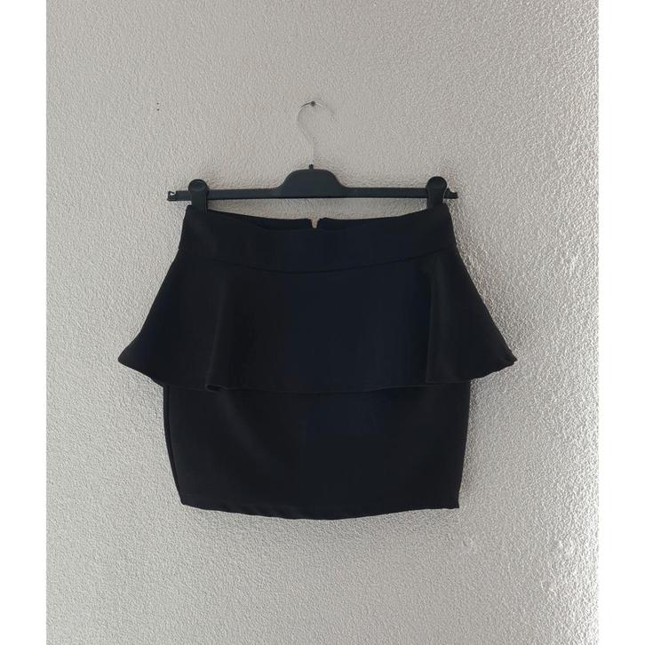 Zwart peplum rokje van Eva & Lola maat L, Kleding | Dames, Rokken, Nieuw, Maat 38/40 (M), Zwart, Boven de knie, Verzenden