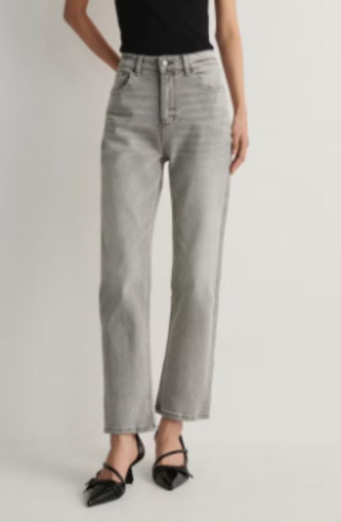 Reserved Grijze Jeans maat 40, Kleding | Dames, Spijkerbroeken en Jeans, Zo goed als nieuw, W30 - W32 (confectie 38/40), Grijs