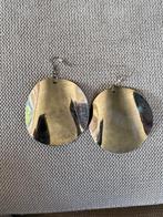 Grote ronde spiegelende oorbellen, Ophalen of Verzenden, Zo goed als nieuw, Overige materialen, Hangers