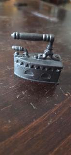 Antiek Miniatuur Strijkijzer, Ophalen