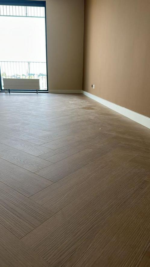 PVC vloer Laminaat Traprenovatie Egaliseren Gratis Offerte, Huis en Inrichting, Stoffering | Vloerbedekking, Nieuw, Overige typen