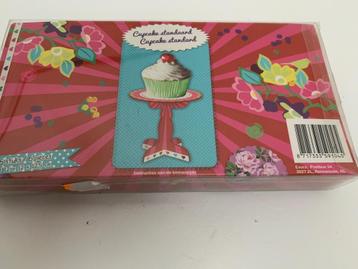 Cupcakestandaards ..... en meer! beschikbaar voor biedingen