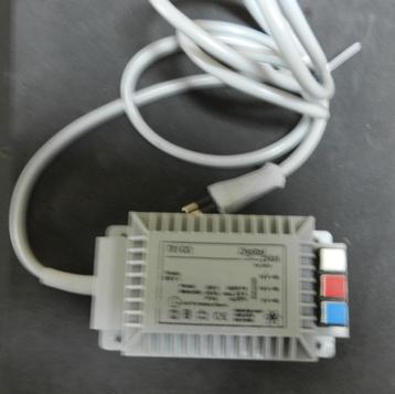 Lenz 26000 TR100 Universele transformator beschikbaar voor biedingen