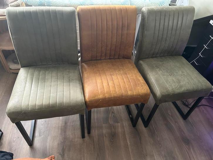 Eetkamerstoelen Ferro - 2x Groen - 1x Bruin, Antiek en Kunst, Antiek | Meubels | Stoelen en Banken, Ophalen