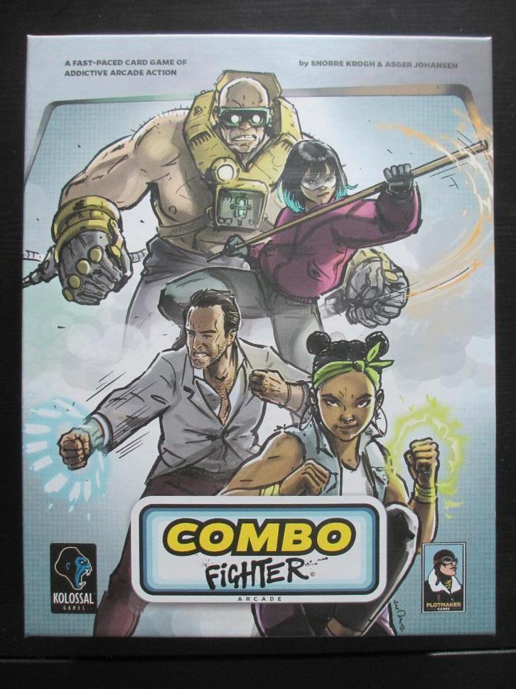 Combo Fighter - spannend rock-paper-scissors kaartspel, Hobby en Vrije tijd, Gezelschapsspellen | Bordspellen, Zo goed als nieuw