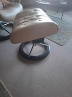 Mooie fauteuil met hocker, Huis en Inrichting, Fauteuils, Ophalen, Zo goed als nieuw, 50 tot 75 cm, Leer