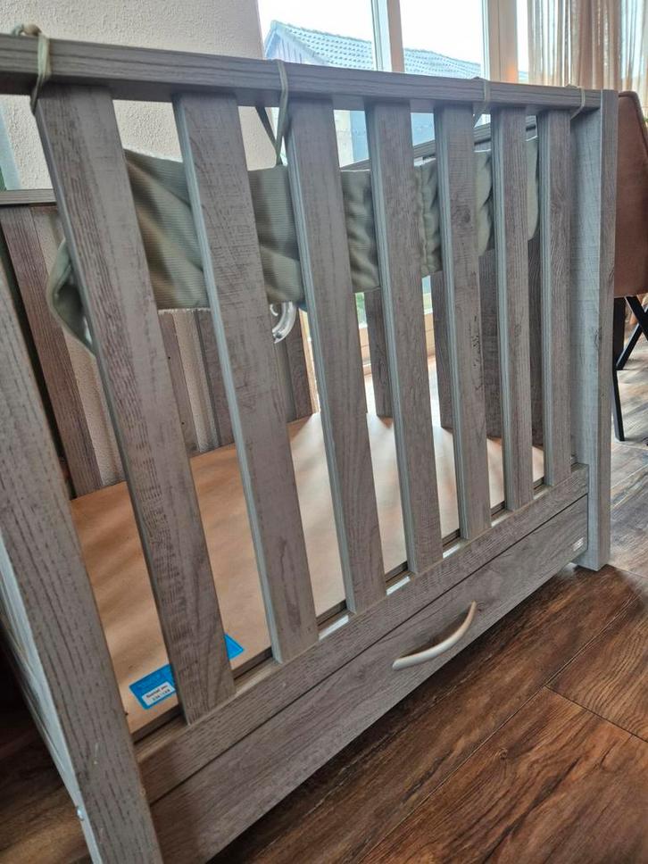 Box (twf), Kinderen en Baby's, Boxen, Zo goed als nieuw, Boxkleed, Lade, Ophalen