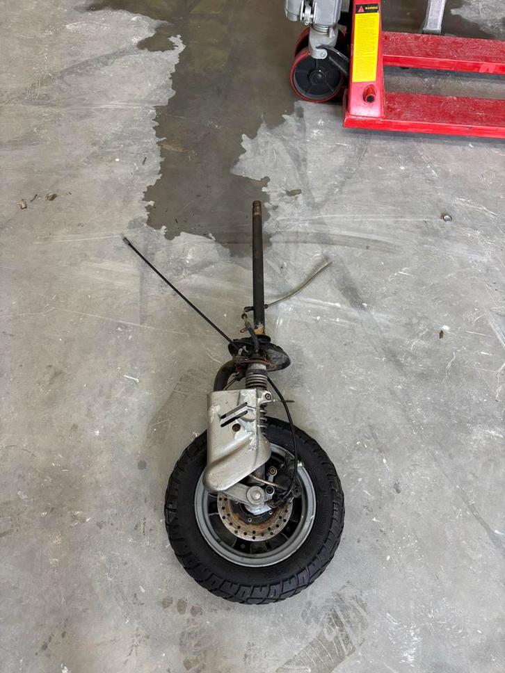Scooter Voorvork Set - Onderdelen piaggio zip, Fietsen en Brommers, Brommeronderdelen | Scooters, Gebruikt, Overige merken, Frame