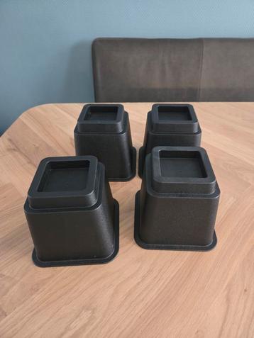 Kunststof Bedverhogers - 15 cm beschikbaar voor biedingen