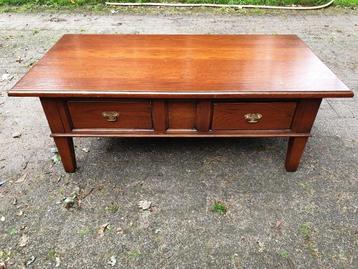 Massief eiken salontafel met 2 lades ( 2 beschikbaar) beschikbaar voor biedingen