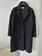 Zwarte coat. Maat S oversize (30% wol) mango, Kleding | Dames, Jassen | Winter, Ophalen of Verzenden, Zo goed als nieuw