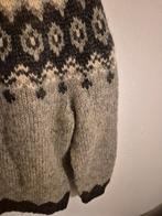 Wollen Ijslandse trui L, IJslands, Verzenden, Gedragen