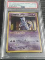 PSA 4 Mewtwo Game Boy holo, Hobby en Vrije tijd, Verzamelkaartspellen | Pokémon, Ophalen of Verzenden, Zo goed als nieuw