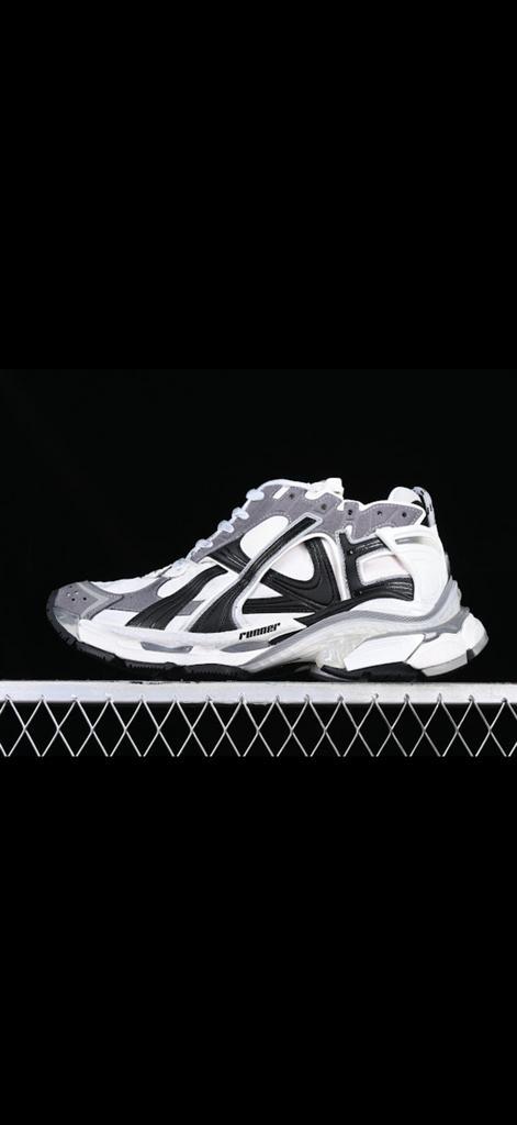 Balenciaga runners verschillende kleuren en maten 36-45, Kleding | Heren, Schoenen, Nieuw, Sneakers of Gympen, Overige kleuren