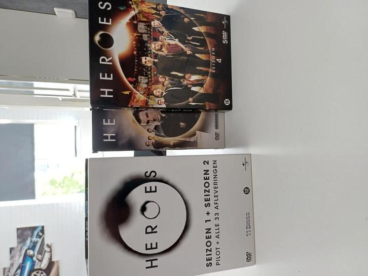 2x heroes 1-4 NLO, Cd's en Dvd's, Dvd's | Tv en Series, Zo goed als nieuw, Ophalen of Verzenden