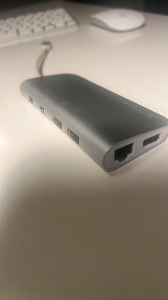 Satechi Type-C Pro Hub Adapter (V2, Zilver)., Computers en Software, Overige Computers en Software, Zo goed als nieuw, Ophalen of Verzenden