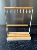 Sieradenrekje Lyvion van staal en hout, Sieraden, Tassen en Uiterlijk, Overige Accessoires, Ophalen of Verzenden, Zo goed als nieuw