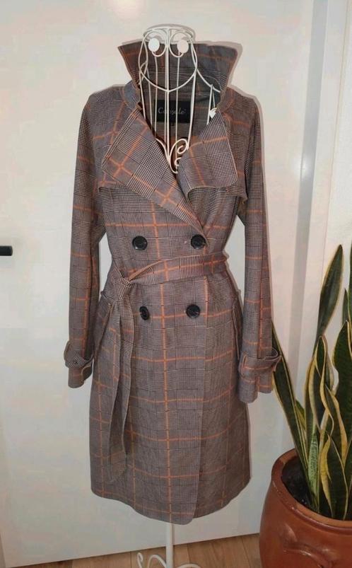 Mooie Trenchcoat Capsule M nieuw, Kleding | Dames, Jassen | Zomer, Nieuw, Maat 38/40 (M), Beige, Ophalen of Verzenden