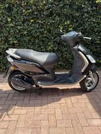 Piaggio Fly 50cc 4t, Fietsen en Brommers, Scooters | Piaggio, Gebruikt, Ophalen of Verzenden, Fly, Benzine