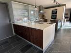Arclinea keuken U-vorm, offwhite/walnoot 2.32 x 4.8 x 2.40 m, Huis en Inrichting, Ophalen, Gebruikt, U-keuken, Overige kleuren