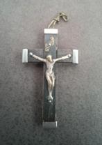 Vintage kruisje Jezus Italy, Ophalen of Verzenden, Gebruikt, Sieraad, Christendom | Katholiek
