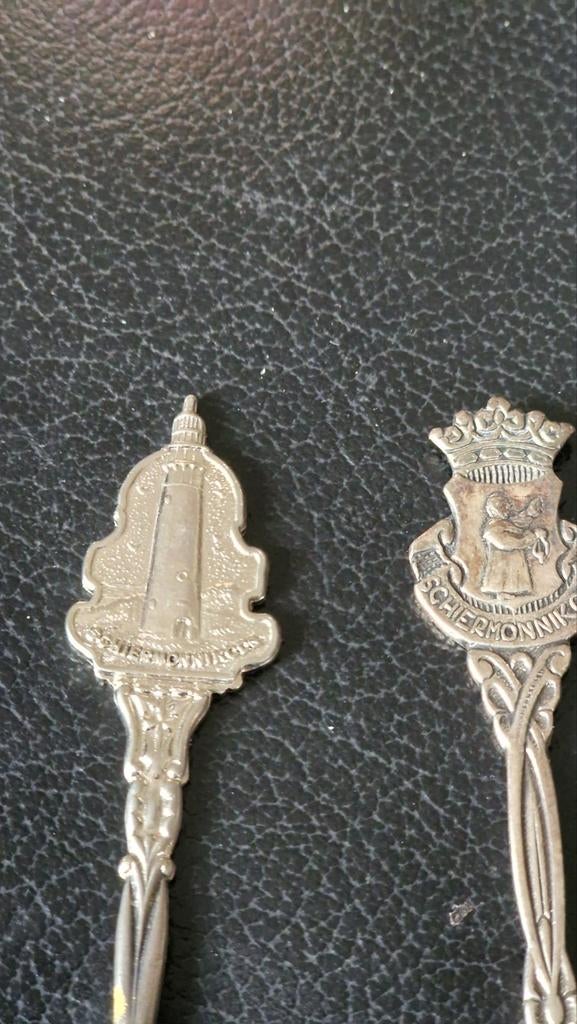 3 theelepeltjes van Schiermonnikoog,voor een liefhebber., Antiek en Kunst, Antiek | Bestek, Ophalen of Verzenden