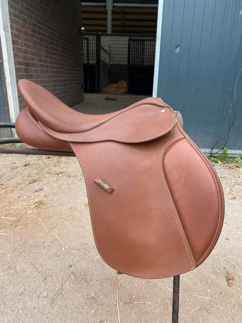 Wintec zadel 17 inch cognac, Dieren en Toebehoren, Paarden en Pony's | Zadels, Gebruikt, Ophalen of Verzenden