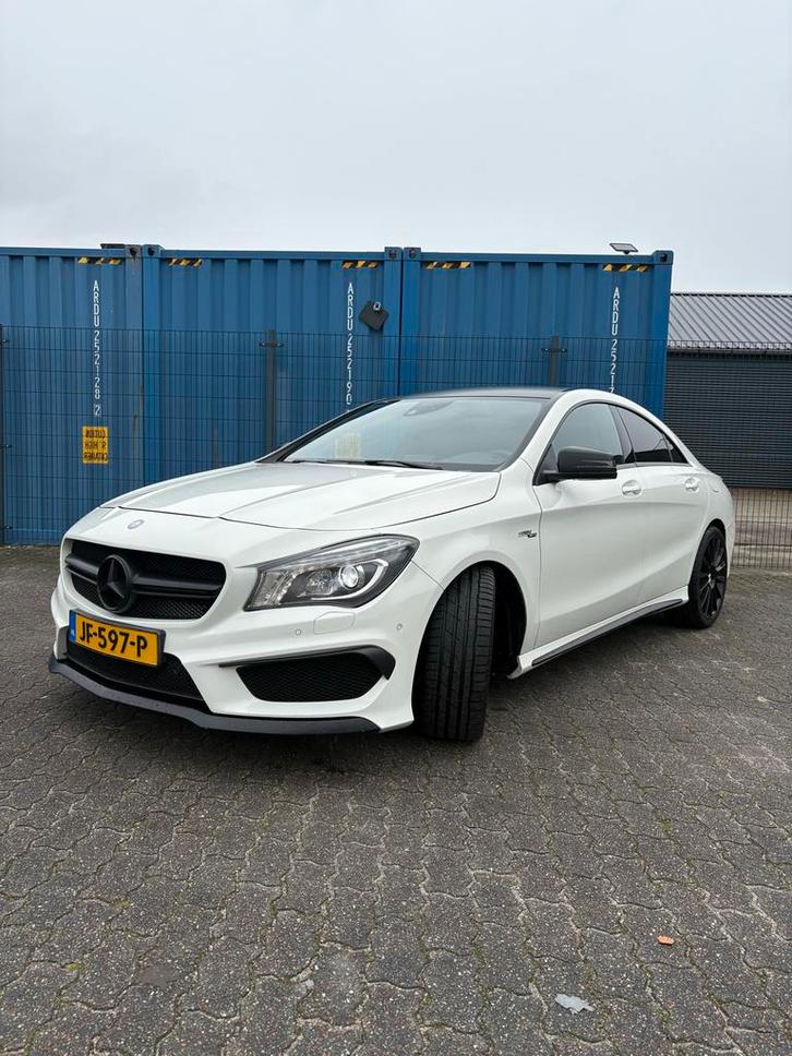 Mercedes-Benz cla45 amg 4 matic, Auto's, Mercedes-Benz, Particulier, CLA, Benzine, Sedan, Automaat, Geïmporteerd, Wit, Zwart, Ophalen