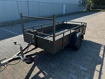Enkelas aanhanger 257x130cm 750kg beschikbaar voor biedingen