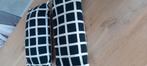 2 ikea kussens zwart wit ruit, Huis en Inrichting, Woonaccessoires | Kussens, Ophalen of Verzenden, Gebruikt, Zwart, Rechthoekig