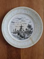 Antiek bord Petrus Regout met molentafereel, Antiek en Kunst, Antiek | Servies los, Ophalen of Verzenden