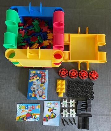 Clics Maxi Box met 300 stenen en Onderdelen + Nw Doosje beschikbaar voor biedingen