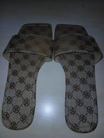 Stijlvolle Slippers - Maat 42, Ophalen of Verzenden, Zo goed als nieuw, Beige, Slippers