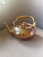 Vintage theepot met bamboe handvat, Antiek en Kunst, Antiek | Keramiek en Aardewerk, Ophalen of Verzenden