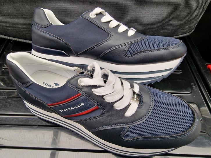 NIEUW Tom Tailor plateauboots mt 41 marineblauw met rood, Kleding | Heren, Schoenen, Nieuw, Overige kleuren, Ophalen