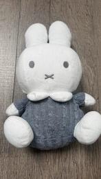 Nijntje knuffel met belletje - 34 cm, Ophalen of Verzenden, Zo goed als nieuw, Konijn