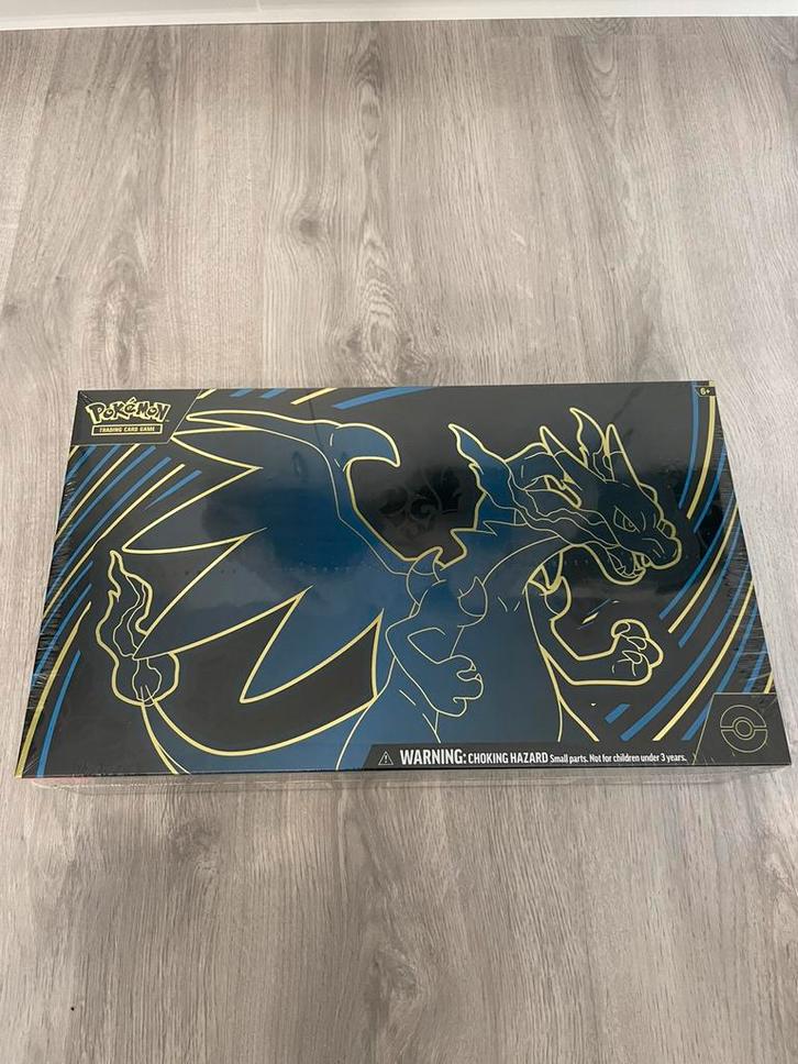 Pokémon Mega Charizard X ex Ultra-Premium Collection, Hobby en Vrije tijd, Verzamelkaartspellen | Pokémon, Nieuw, Boosterbox, Foil