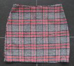 Primark korte rok, ruit rood zwar wit pied de poule, 36, Kleding | Dames, Primark, Ophalen of Verzenden, Zo goed als nieuw, Maat 36 (S)