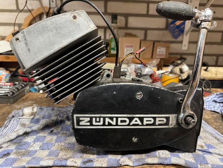 Nette 4 bak met orginele 50 snel, Fietsen en Brommers, Brommeronderdelen | Zundapp, Gebruikt, Blok, Ophalen of Verzenden