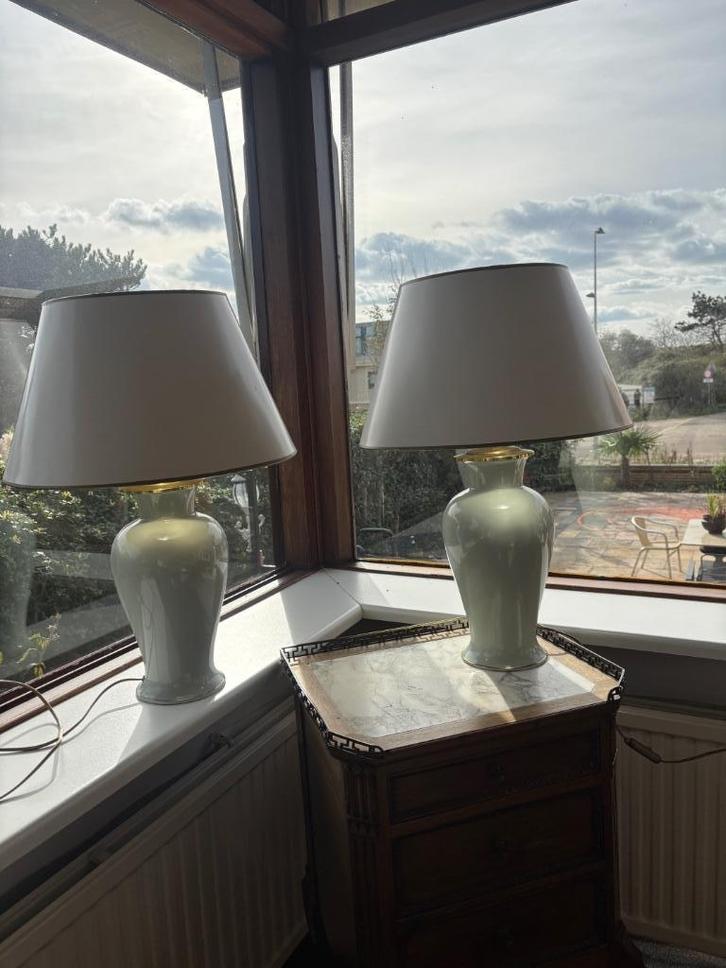Set van twee vaaslampen, Huis en Inrichting, Lampen | Tafellampen, Gebruikt, 50 tot 75 cm, Ophalen